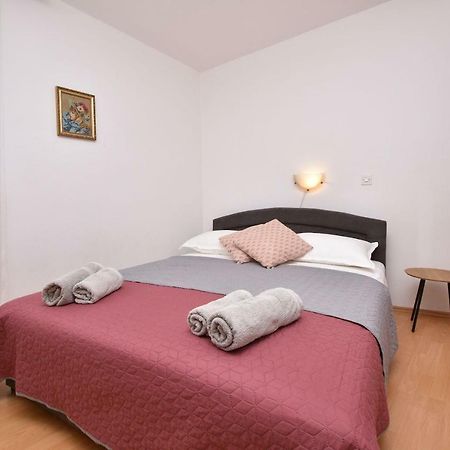 Apartment Nensi Primošten Εξωτερικό φωτογραφία